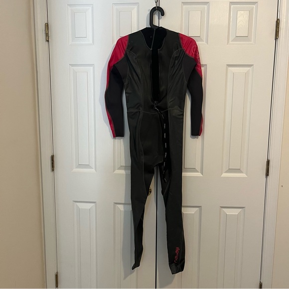 Nabaiji 1mm Long Sleeve Triathlon Wetsuit (EUC) - Picture 2 of 5